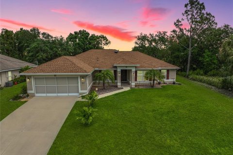 Villa ou maison à vendre à North Port, Floride: 4 chambres, 207.36 m2 № 1653750 - photo 1