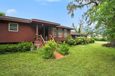 Casa en venta en Spring Hill, Florida, 5 dormitorios, 255.3 m2 № 1912717 - foto 3