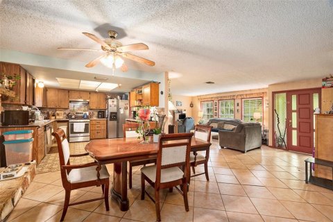 Casa en venta en Spring Hill, Florida, 5 dormitorios, 255.3 m2 № 1912717 - foto 7