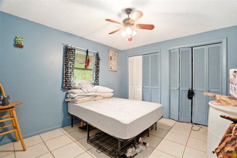 Casa en venta en Spring Hill, Florida, 5 dormitorios, 255.3 m2 № 1912717 - foto 14