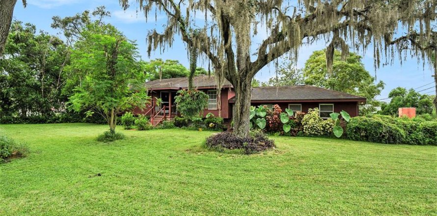 Casa en Spring Hill, Florida 5 dormitorios, 255.3 m2 № 1912717