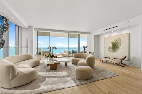 Copropriété à vendre à Sunny Isles Beach, Floride: 4 chambres, 336.77 m2 № 1947162 - photo 2