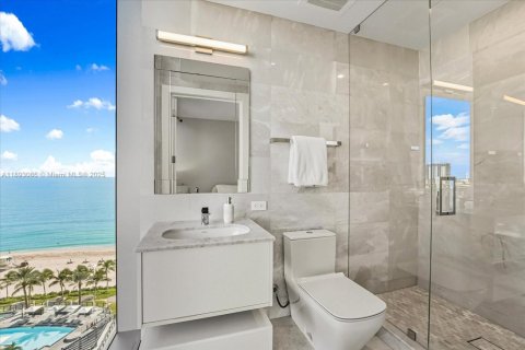 Copropriété à vendre à Sunny Isles Beach, Floride: 4 chambres, 336.77 m2 № 1947162 - photo 29