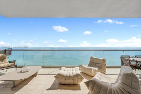 Copropriété à vendre à Sunny Isles Beach, Floride: 4 chambres, 336.77 m2 № 1947162 - photo 15