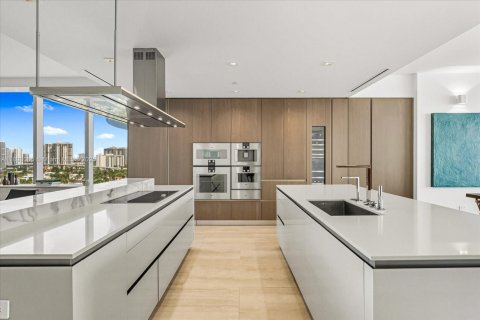 Copropriété à vendre à Sunny Isles Beach, Floride: 4 chambres, 336.77 m2 № 1947162 - photo 10