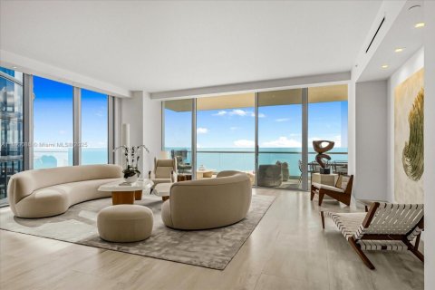 Copropriété à vendre à Sunny Isles Beach, Floride: 4 chambres, 336.77 m2 № 1947162 - photo 4