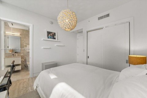 Copropriété à vendre à Sunny Isles Beach, Floride: 4 chambres, 336.77 m2 № 1947162 - photo 28