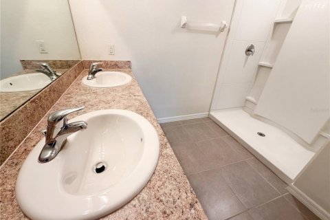Купить виллу или дом в Ривервью, Флорида 3 комнаты, 155.7м2, № 2107233 - фото 23