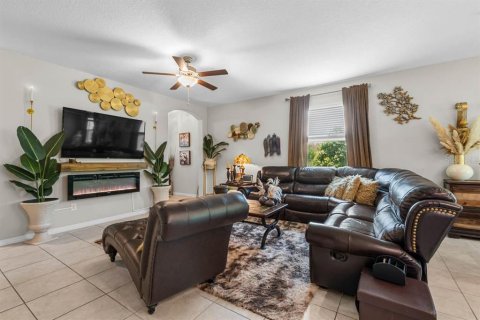 Townhouse in Ruskin, Florida 3 bedrooms, 196.86 sq.m. № 2283662 - photo 9