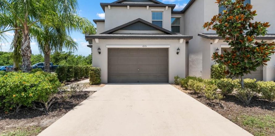 Townhouse in Ruskin, Florida 3 bedrooms, 196.86 sq.m. № 2283662
