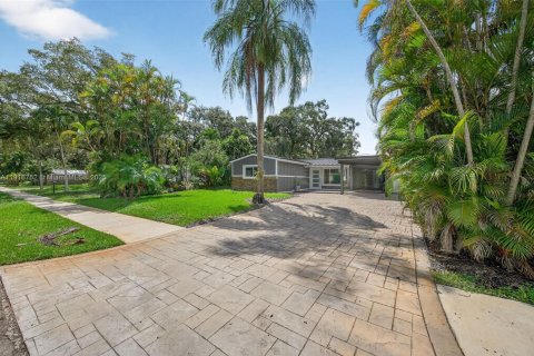 House in Hollywood, Florida 3 bedrooms, 96.9 sq.m. № 1972150 - photo 22