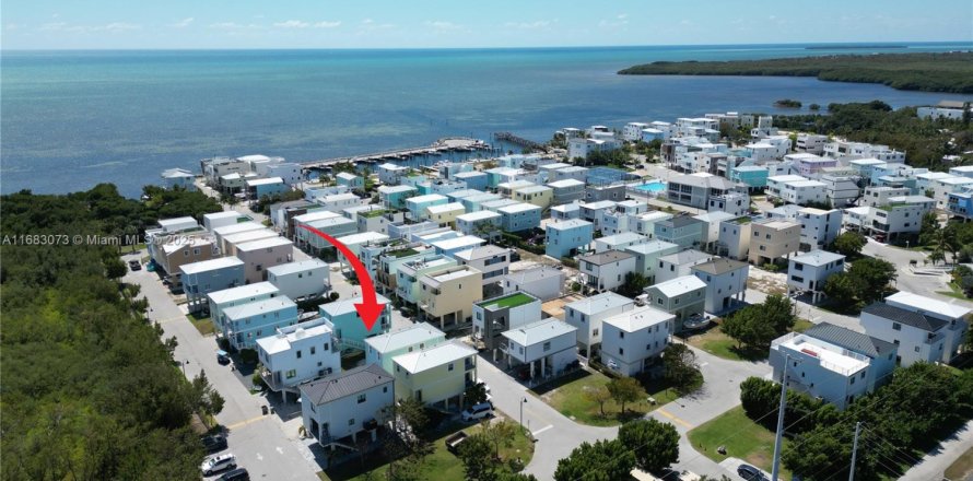 Land in Key Largo, Florida № 1868109