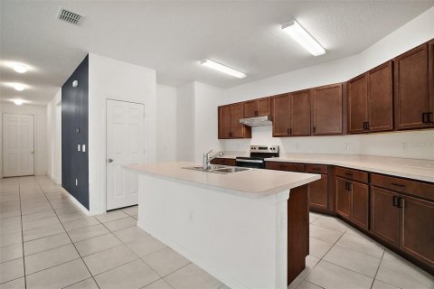 House in Lakeland, Florida 4 bedrooms, 184.23 sq.m. № 1680676 - photo 26