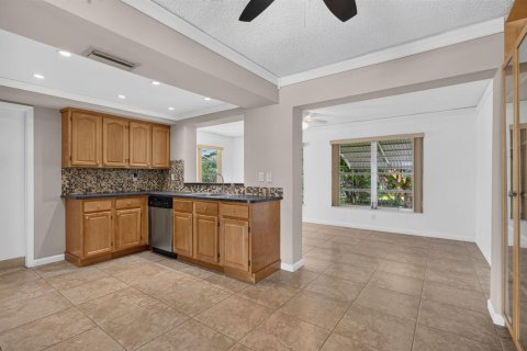 Villa ou maison à louer à Margate, Floride: 2 chambres, 98.57 m2 № 2387276 - photo 9