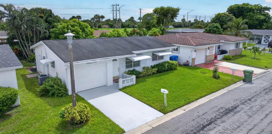 Villa ou maison à Margate, Floride 2 chambres, 98.57 m2 № 2387276