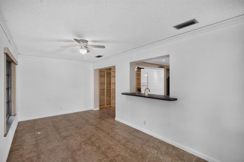 Villa ou maison à louer à Margate, Floride: 2 chambres, 98.57 m2 № 2387276 - photo 19