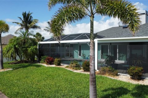 Villa ou maison à louer à Port Charlotte, Floride: 2 chambres, 125.23 m2 № 1746687 - photo 5