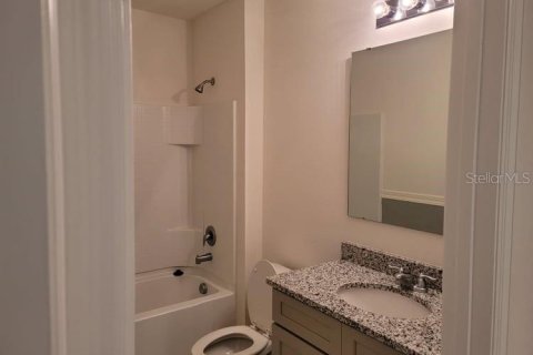 Villa ou maison à louer à Davenport, Floride: 4 chambres, 171.96 m2 № 2092599 - photo 11