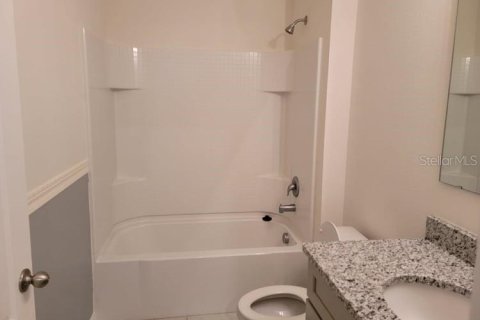 Villa ou maison à louer à Davenport, Floride: 4 chambres, 171.96 m2 № 2092599 - photo 10