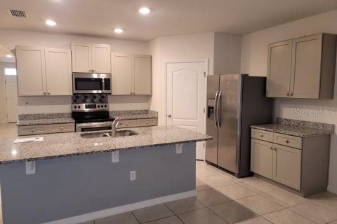 Villa ou maison à louer à Davenport, Floride: 4 chambres, 171.96 m2 № 2092599 - photo 14