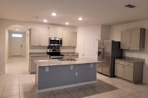 Villa ou maison à louer à Davenport, Floride: 4 chambres, 171.96 m2 № 2092599 - photo 17