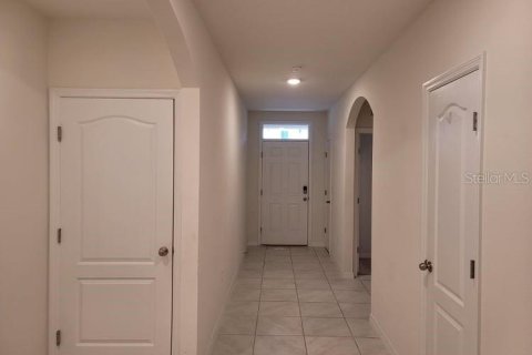 Villa ou maison à louer à Davenport, Floride: 4 chambres, 171.96 m2 № 2092599 - photo 7