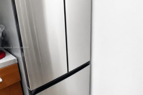 Copropriété à louer à North Miami, Floride: 1 chambre, 67.17 m2 № 2085328 - photo 11