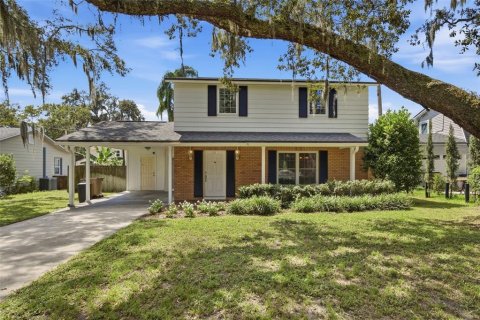 Villa ou maison à Temple Terrace, Floride 3 chambres, 137.87 m2 № 2431091