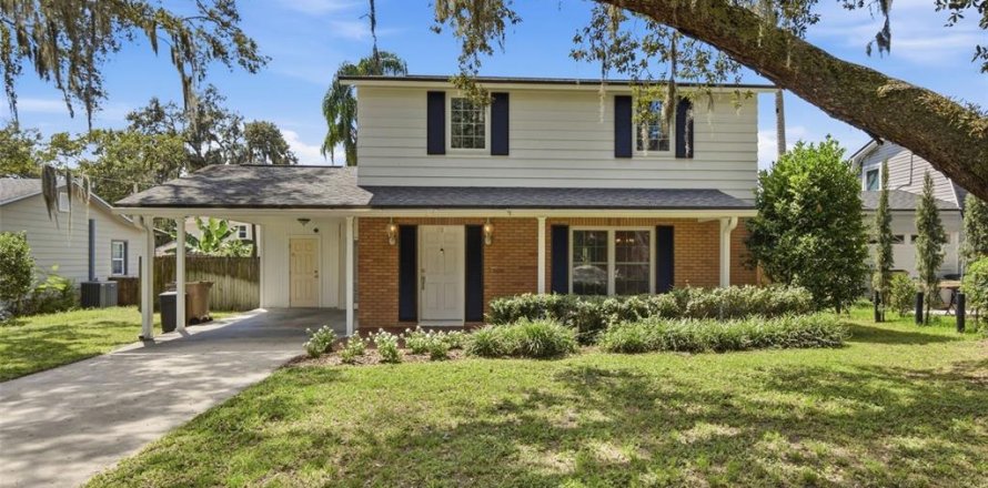 Villa ou maison à Temple Terrace, Floride 3 chambres, 137.87 m2 № 2431091