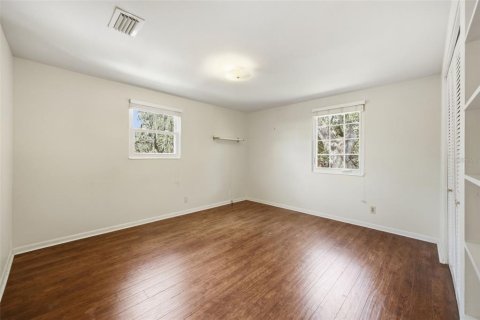 Villa ou maison à louer à Temple Terrace, Floride: 3 chambres, 137.87 m2 № 2431091 - photo 15