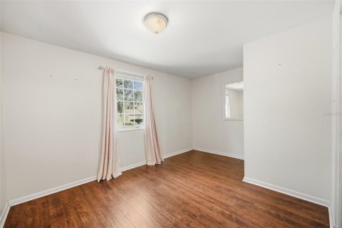 Villa ou maison à louer à Temple Terrace, Floride: 3 chambres, 137.87 m2 № 2431091 - photo 17