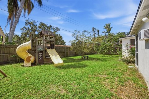 Villa ou maison à louer à Temple Terrace, Floride: 3 chambres, 137.87 m2 № 2431091 - photo 22
