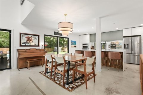 Casa en venta en Longwood, Florida, 4 dormitorios, 267.93 m2 № 2384363 - foto 25
