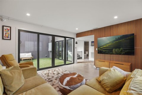 Casa en venta en Longwood, Florida, 4 dormitorios, 267.93 m2 № 2384363 - foto 13