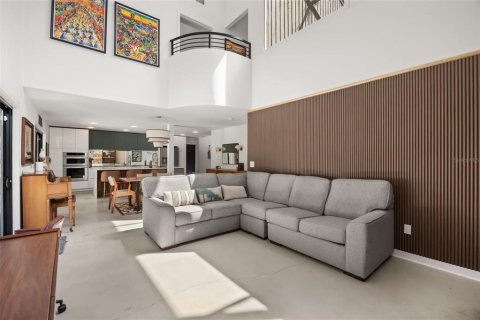 Casa en venta en Longwood, Florida, 4 dormitorios, 267.93 m2 № 2384363 - foto 19