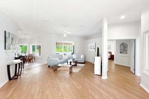 Casa en venta en Ocala, Florida, 4 dormitorios, 218.78 m2 № 2261619 - foto 9