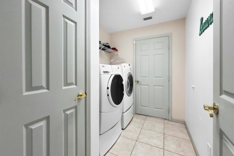 Casa en venta en Ocala, Florida, 4 dormitorios, 218.78 m2 № 2261619 - foto 19