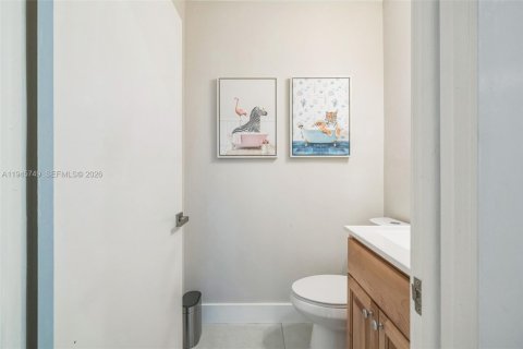 Casa en venta en Hollywood, Florida, 4 dormitorios, 196.58 m2 № 2063009 - foto 19