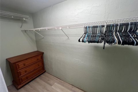 Villa ou maison à louer à Sarasota, Floride: 1 chambre, 37.16 m2 № 1828479 - photo 11