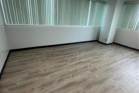 Снять в аренду коммерческую недвижимость в Орландо, Флорида 29.82м2, № 1244034 - фото 6