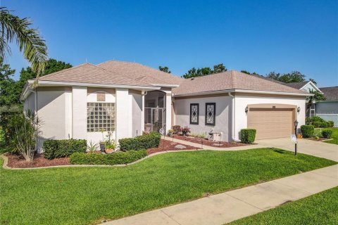House in Leesburg, Florida 3 bedrooms, 248.51 sq.m. № 1630310 - photo 4