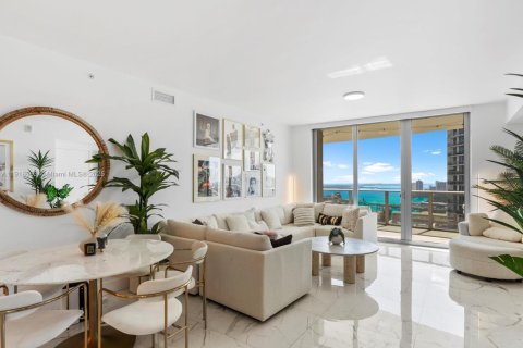 Купить кондоминиум в Майами, Флорида 3 спальни, 147.9м2, № 1972103 - фото 7