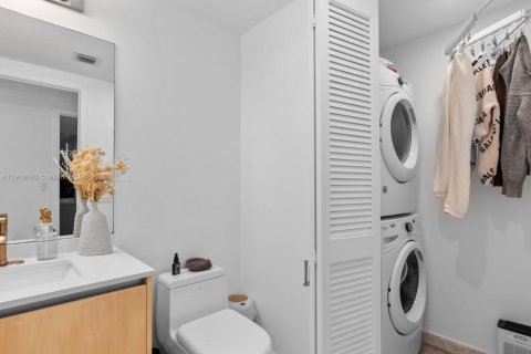 Купить кондоминиум в Майами, Флорида 3 спальни, 147.9м2, № 1972103 - фото 19