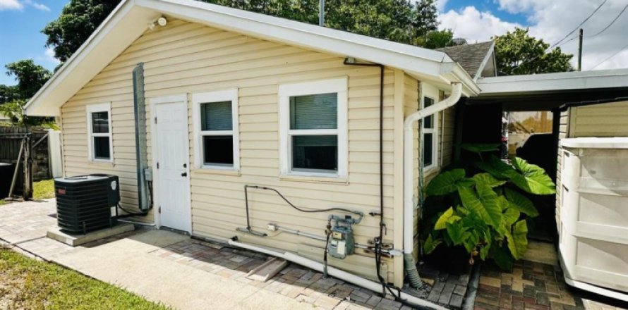 Casa en West Palm Beach, Florida 2 dormitorios, 68.84 m2 № 1217356