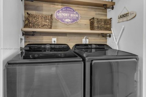 Condominio en alquiler en Miramar, Florida, 2 dormitorios, 91.32 m2 № 2031827 - foto 11