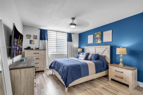 Condominio en alquiler en Miramar, Florida, 2 dormitorios, 91.32 m2 № 2031827 - foto 12