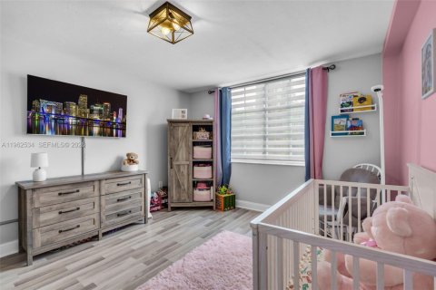 Condominio en alquiler en Miramar, Florida, 2 dormitorios, 91.32 m2 № 2031827 - foto 17