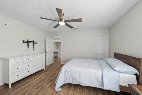 House in Sarasota, Florida 3 bedrooms, 283.17 sq.m. № 2150925 - photo 20