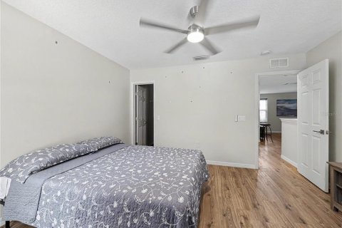 House in Sarasota, Florida 3 bedrooms, 283.17 sq.m. № 2150925 - photo 21