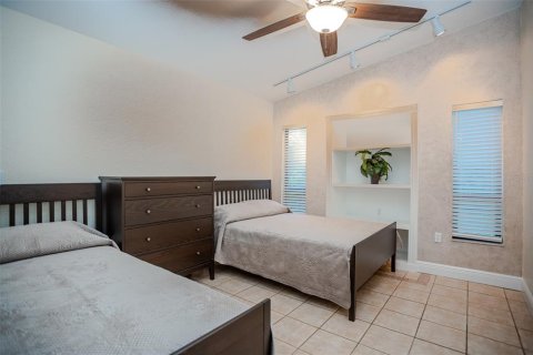 Casa en alquiler en Sarasota, Florida, 3 dormitorios, 121.42 m2 № 2225645 - foto 14
